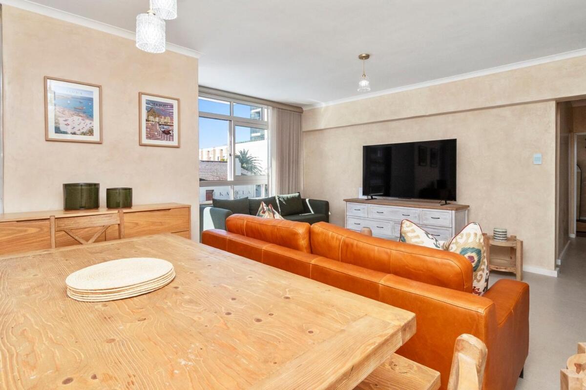 Coastal Comfort By The Promenade Cape Town