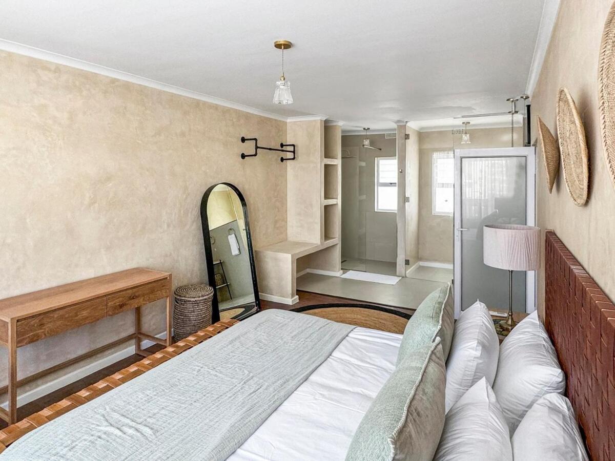 Coastal Comfort By The Promenade Apartment Cape Town