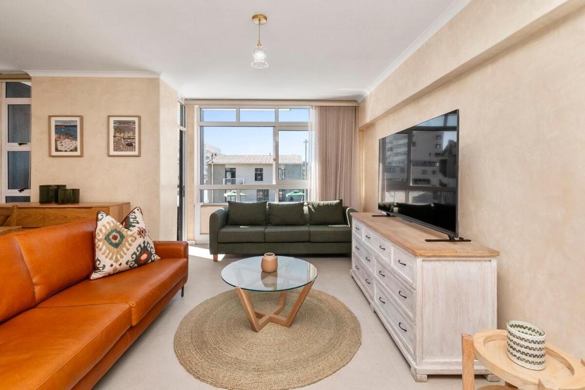 Apartment Coastal Comfort By The Promenade